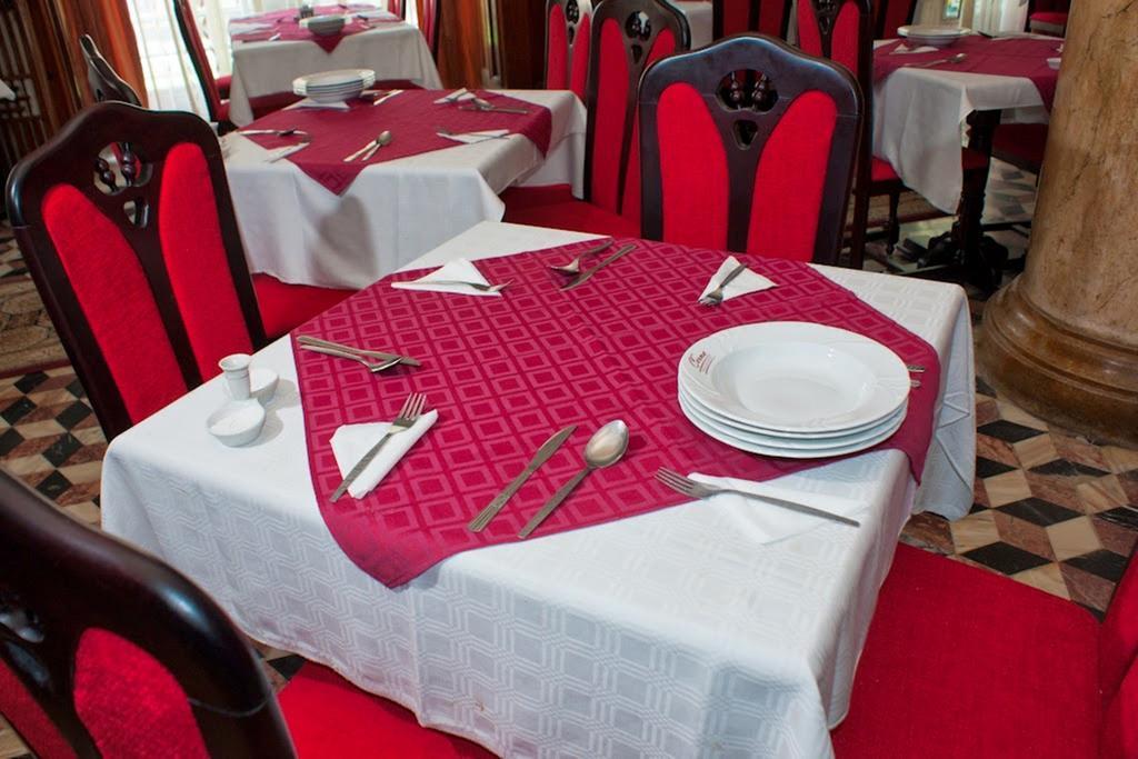 Băile Herculane Hotel Cerna المظهر الخارجي الصورة