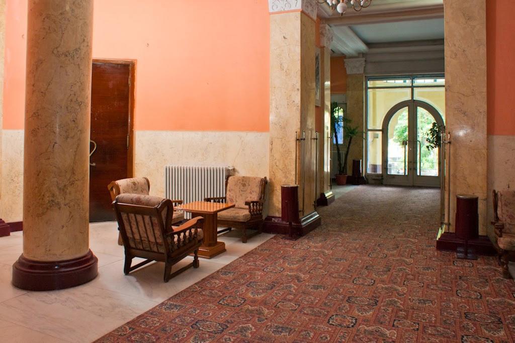 Băile Herculane Hotel Cerna المظهر الخارجي الصورة