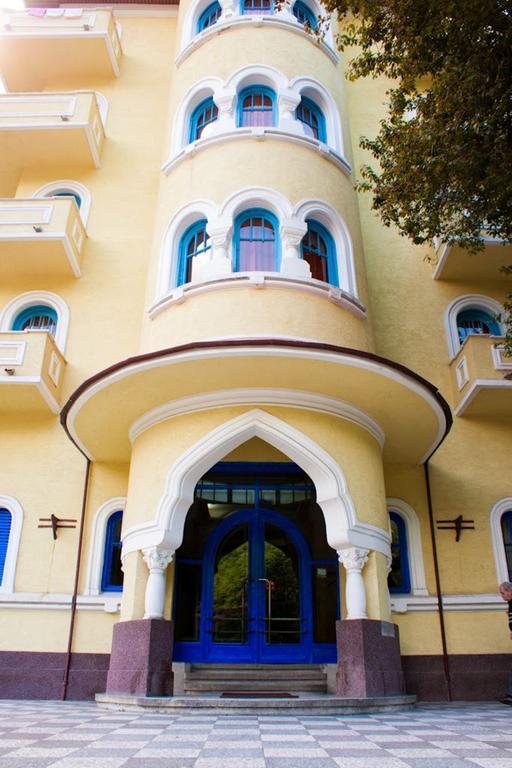 Băile Herculane Hotel Cerna المظهر الخارجي الصورة