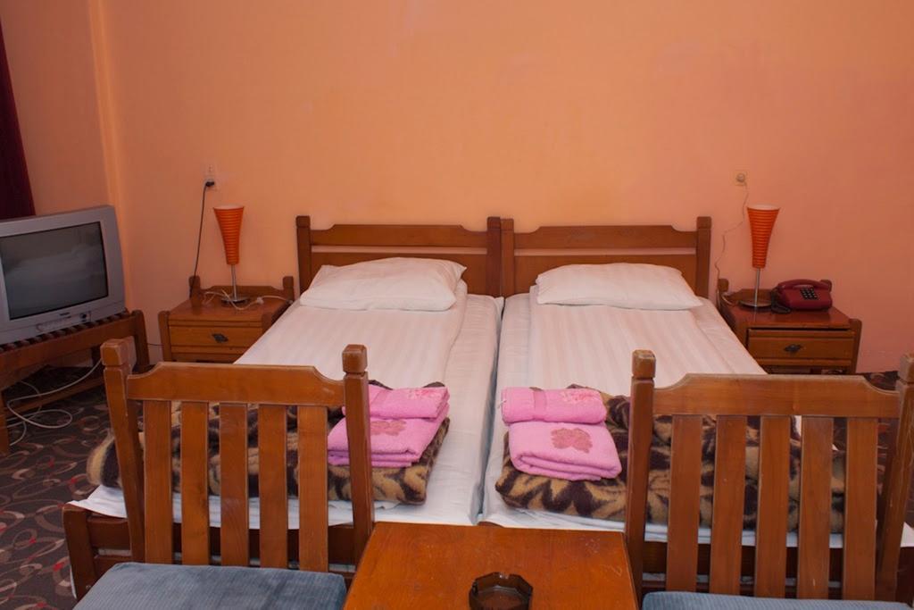 Băile Herculane Hotel Cerna الغرفة الصورة
